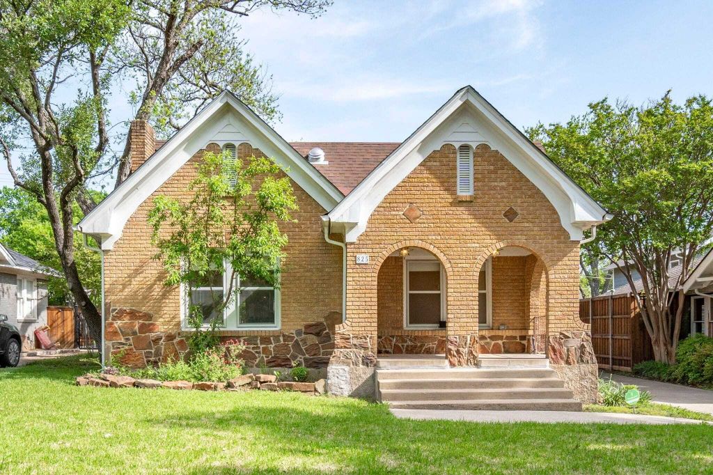 Property photo 1 of 31