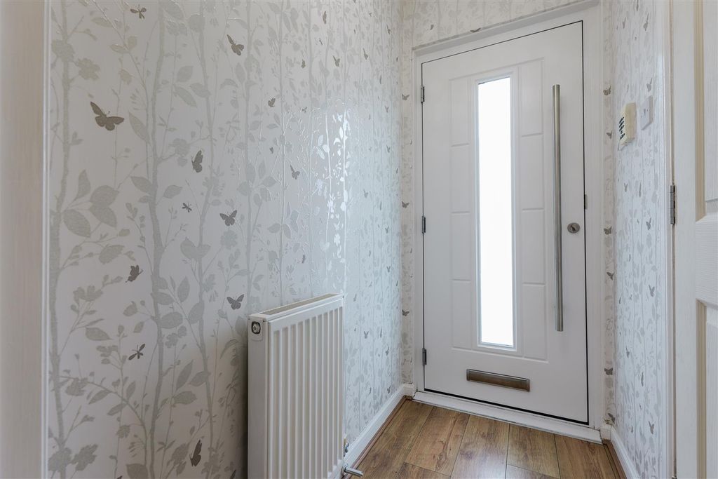 Property photo 2 of 22 2