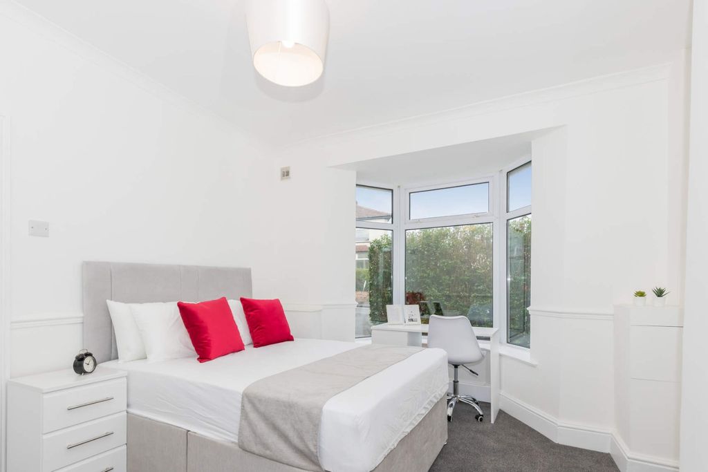 Property photo 1 of 14 Photo 1