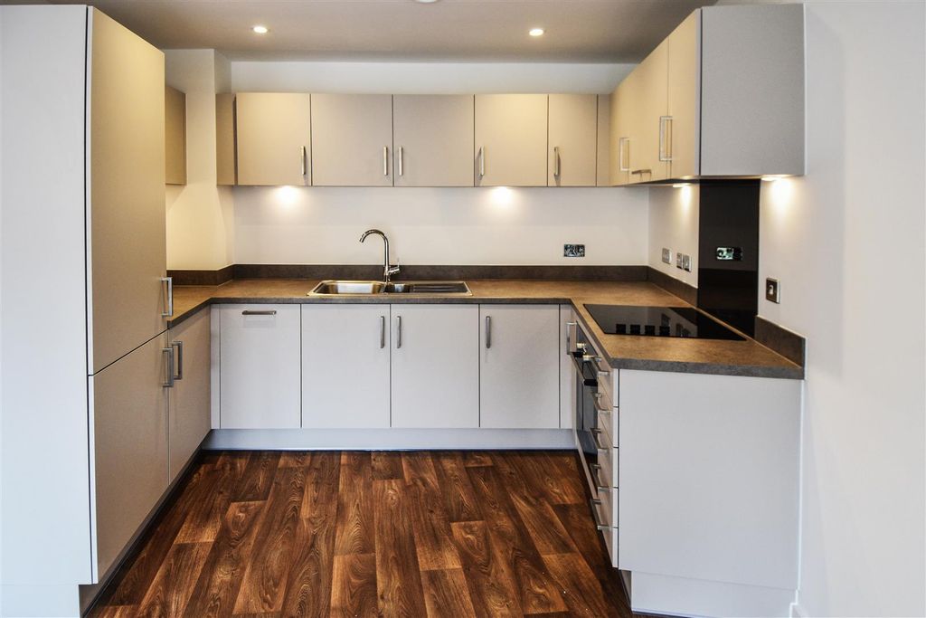 Property photo 2 of 5 Kitchen.Jpg