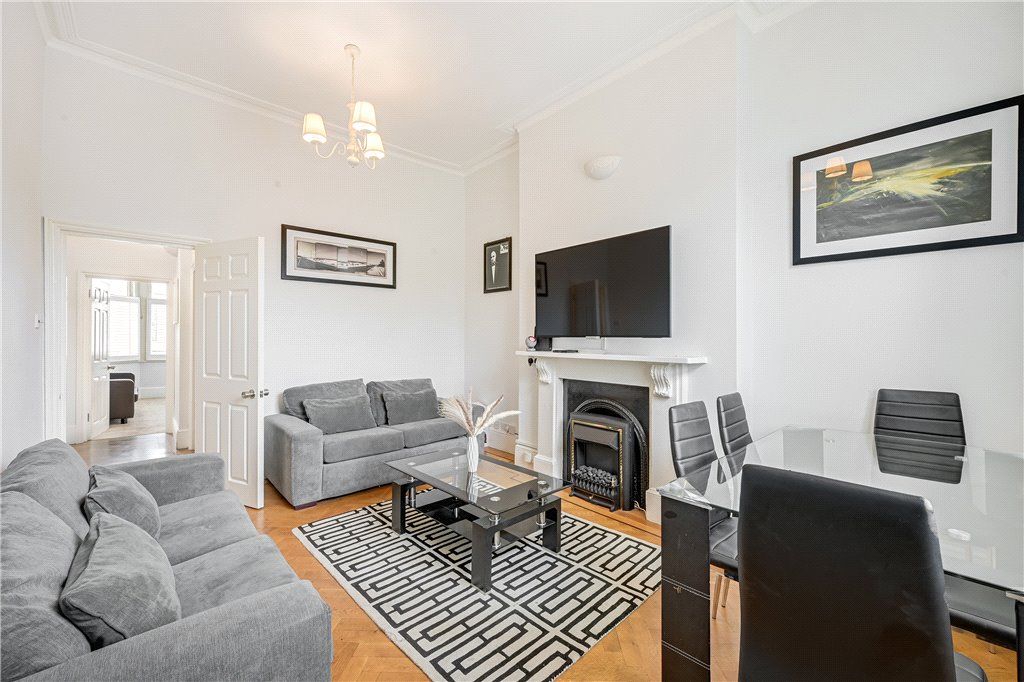 Property photo 2 of 9 Picture No. 11