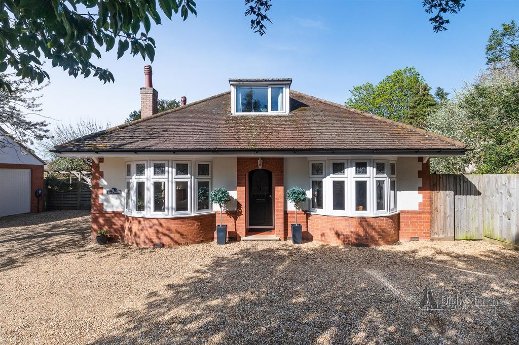 Property photo 1 of 35 The Chimes-08.Jpg