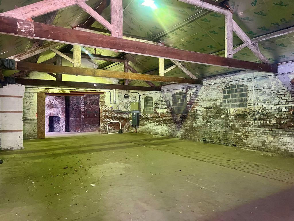 Property photo 3 of 10 Img_2216.Jpg