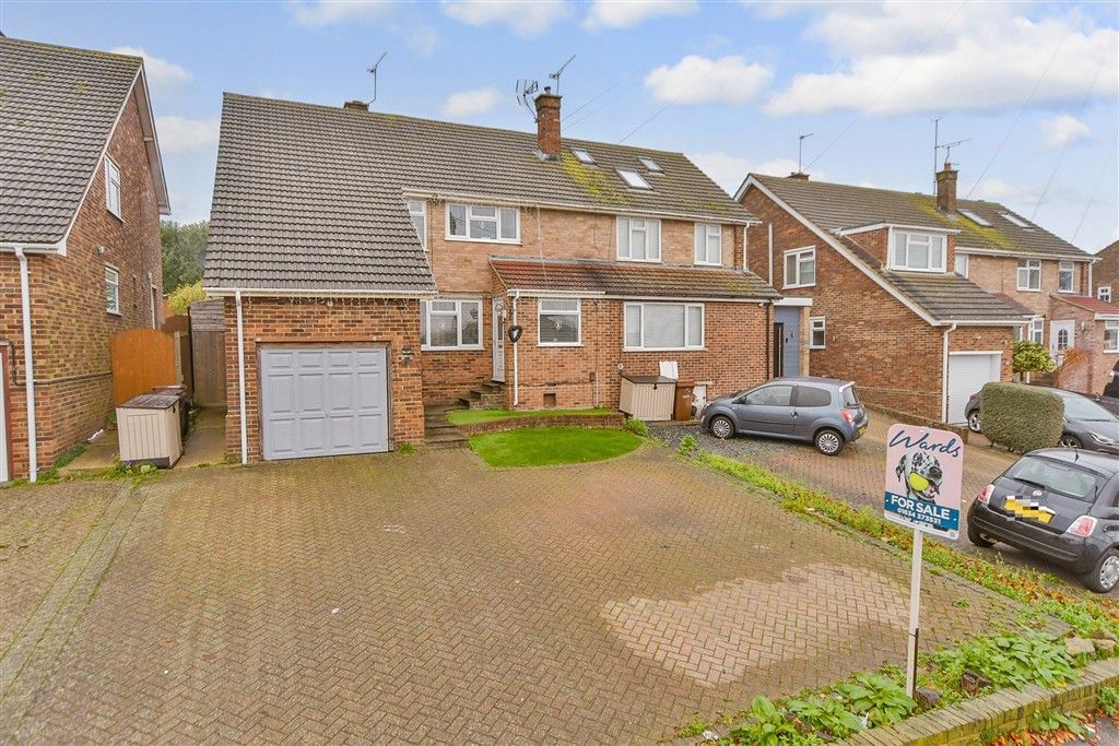 Property photo 2 of 12 Front Elevation