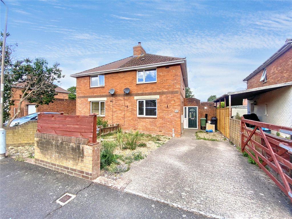 Property photo 1 of 12 Picture No. 01
