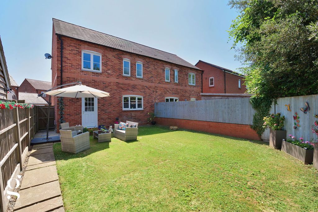 Property photo 1 of 31