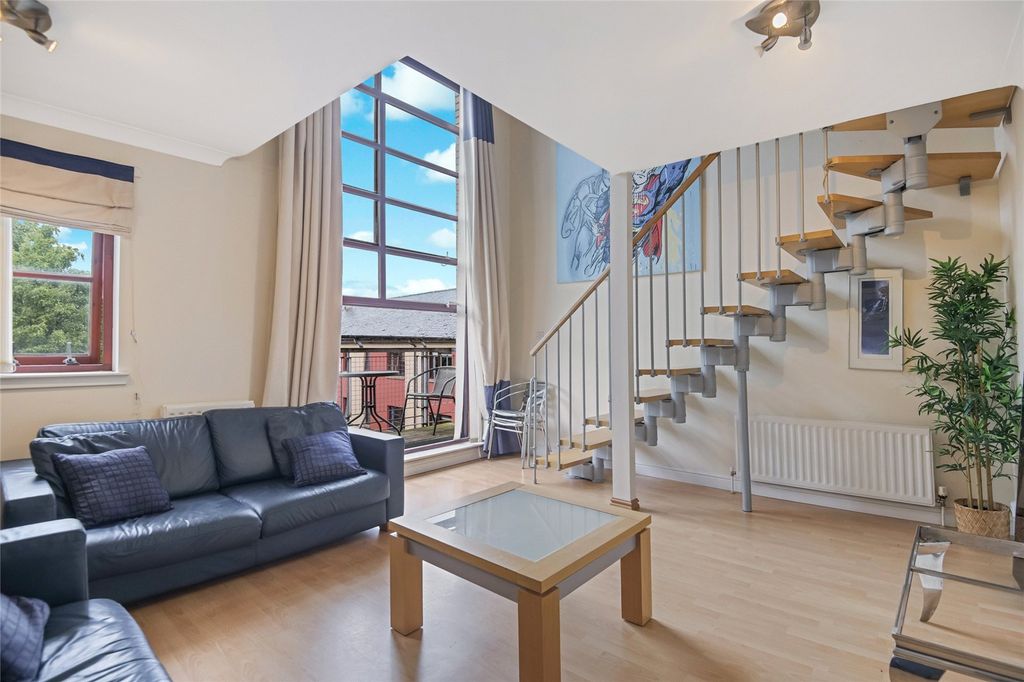 Property photo 2 of 18 Picture No. 06