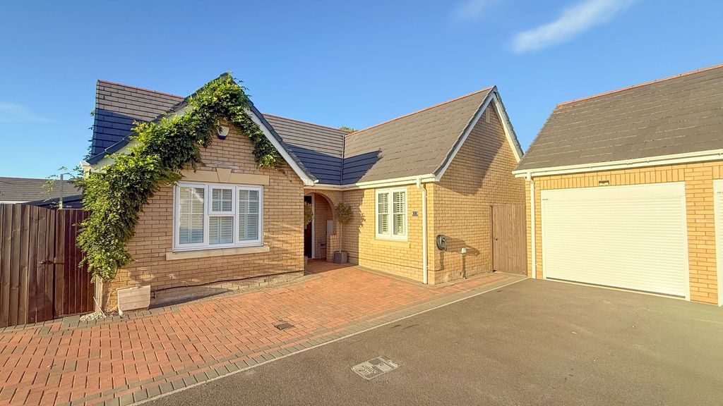 Property photo 1 of 24