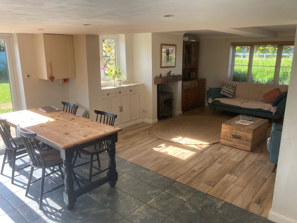 Property photo 3 of 13 Living Room