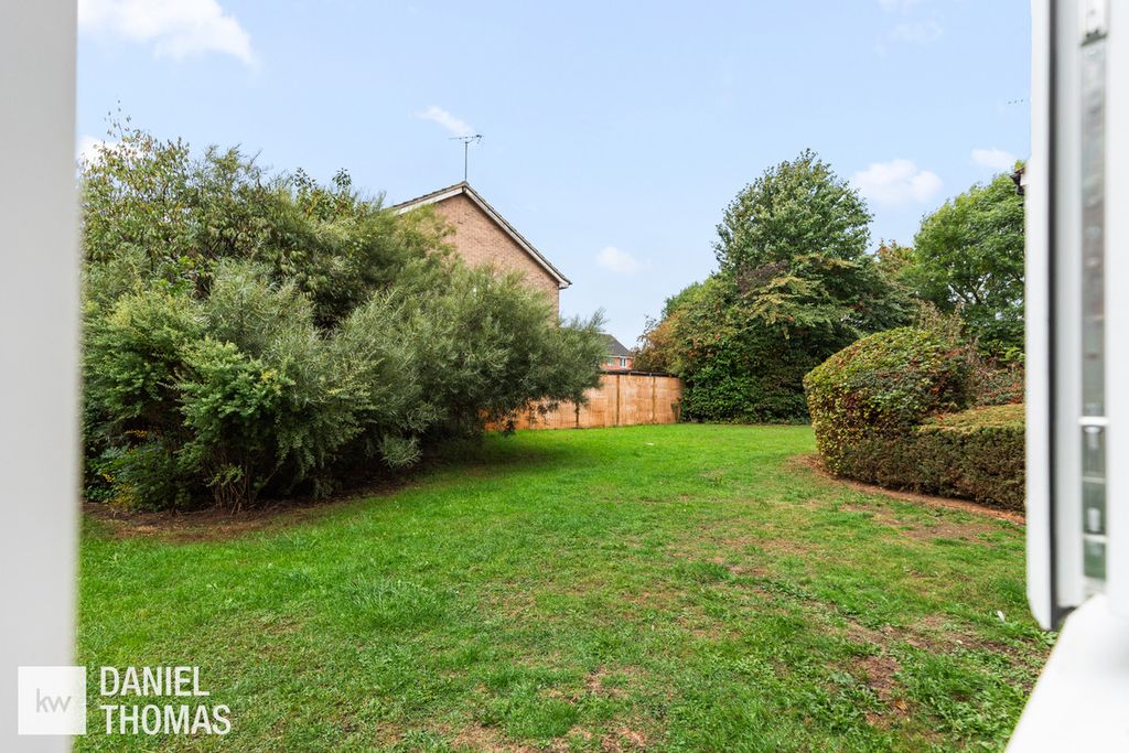 Property photo 3 of 19