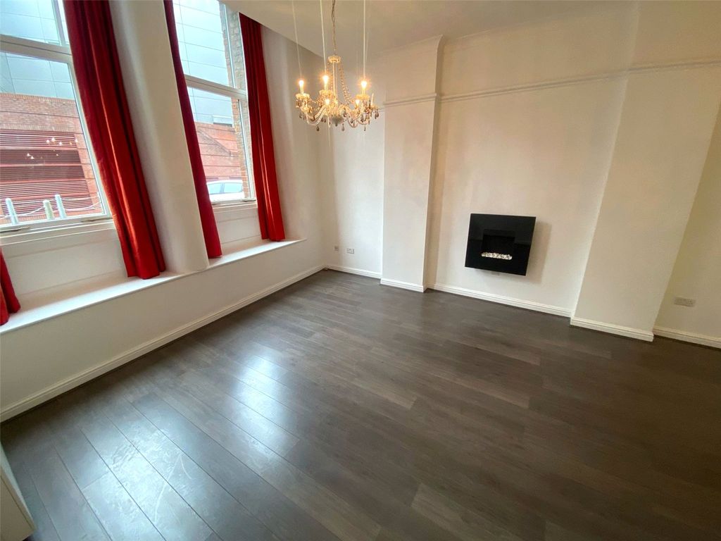 Property photo 2 of 8 Picture No. 05