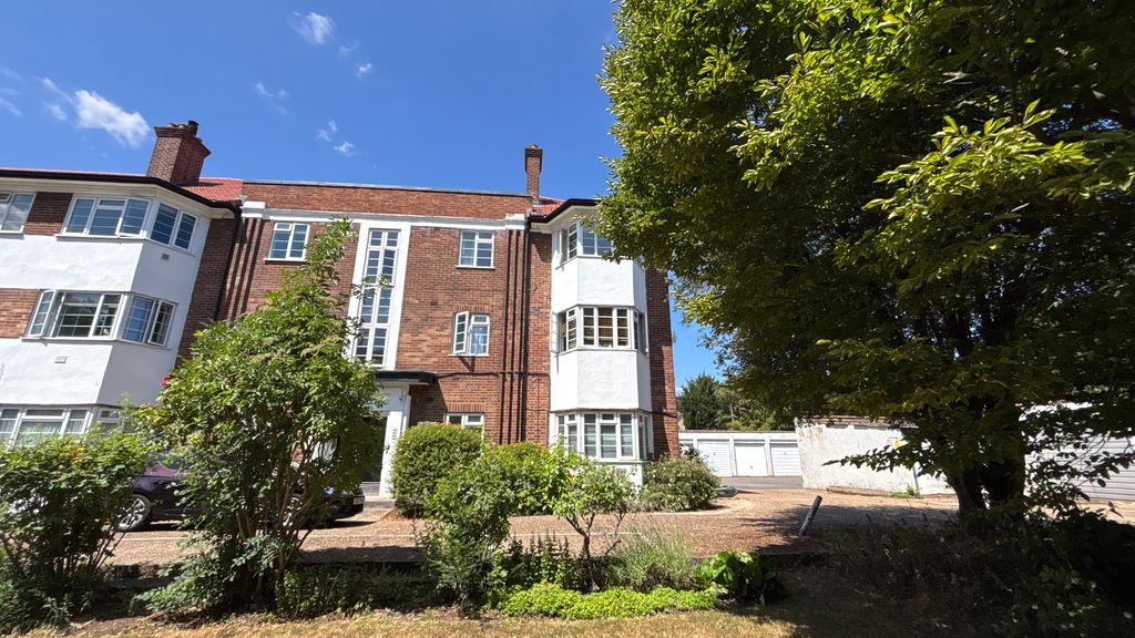 Property photo 1 of 9 Front Of Building