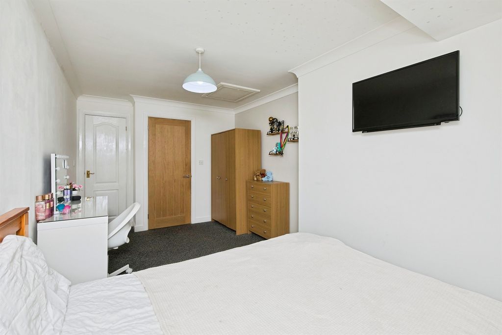 Additional image 18 of 4 bed detached house for saleCastle Court, Heanor DE75