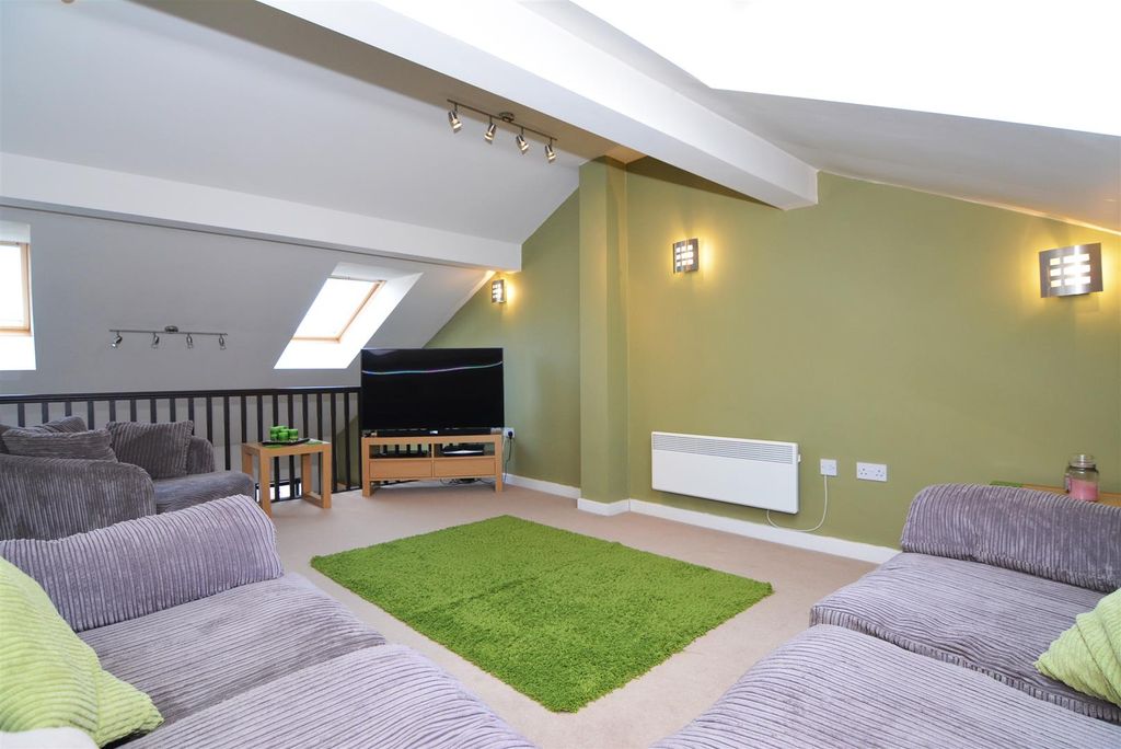 Property photo 2 of 12 0 General