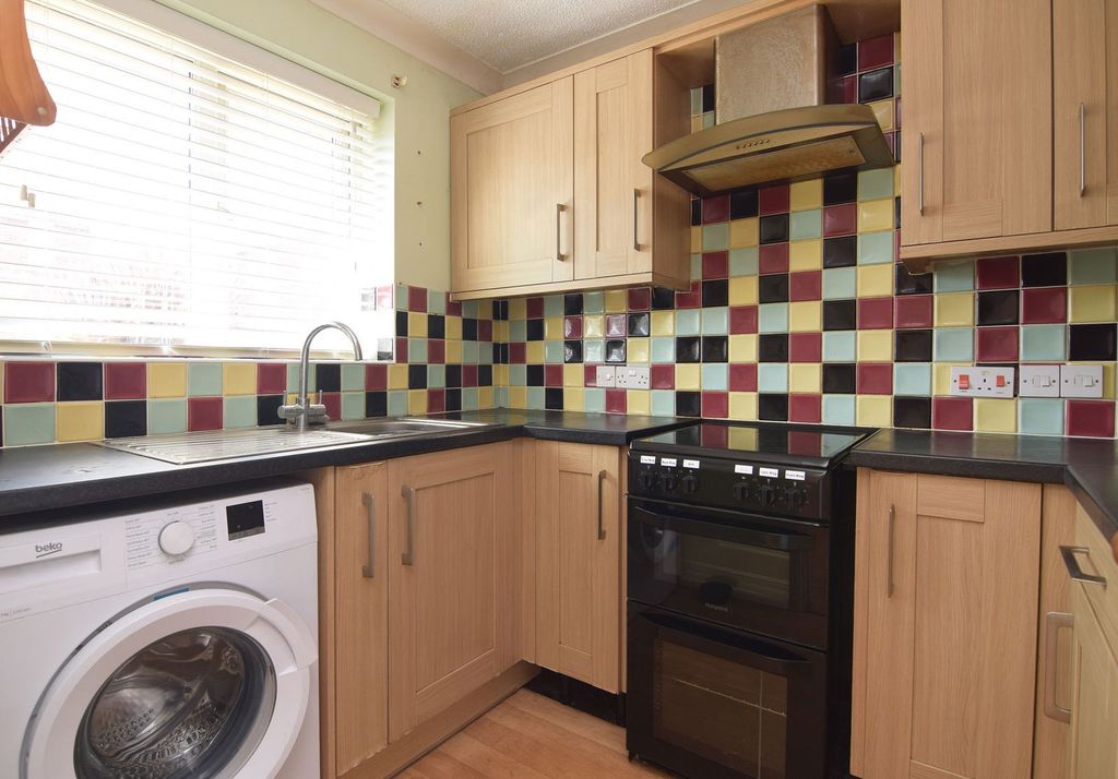 Property photo 2 of 15