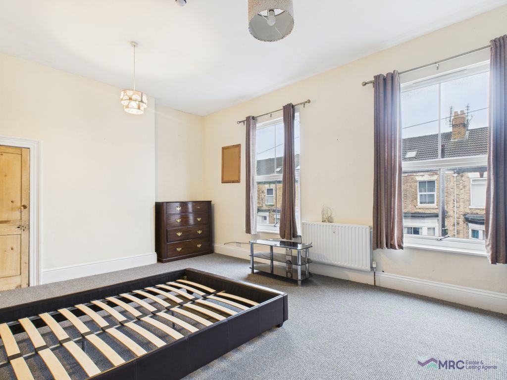 Property photo 1 of 6 En-Suite Room To Rent With All Bills Included