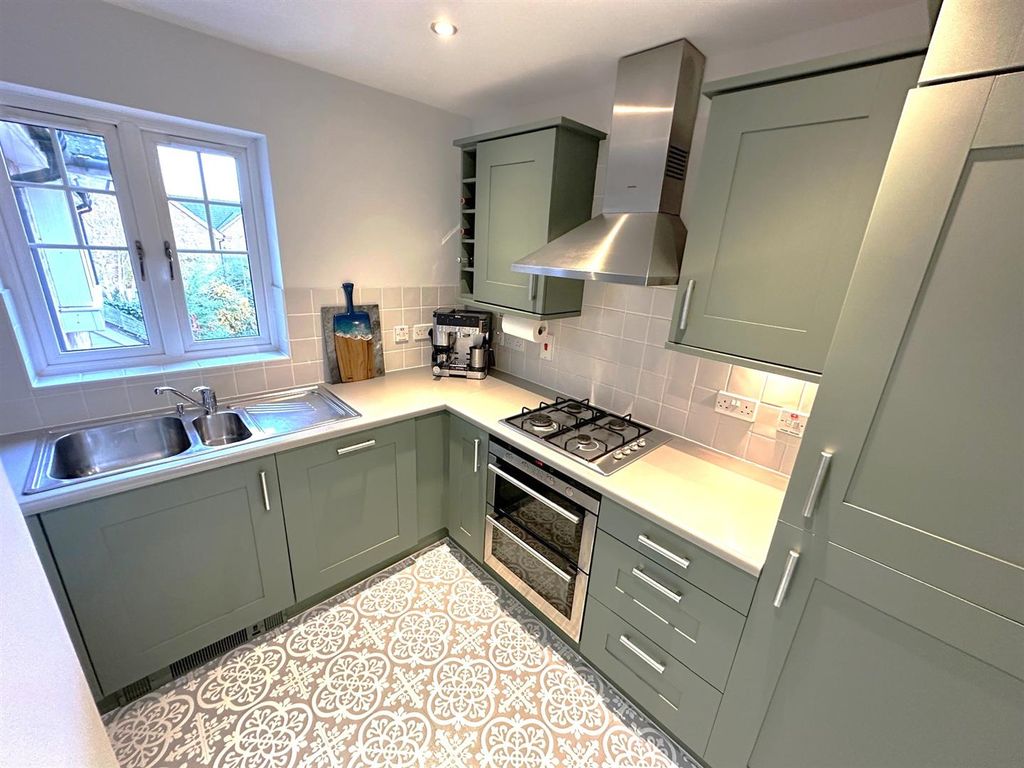 Property photo 3 of 16 K1.Jpg