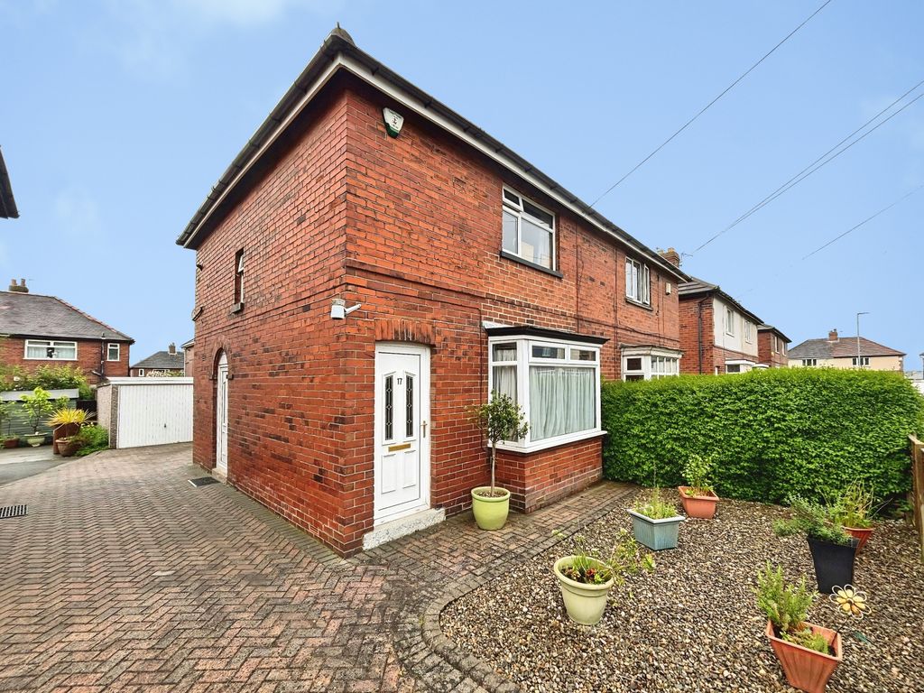 Property photo 1 of 16