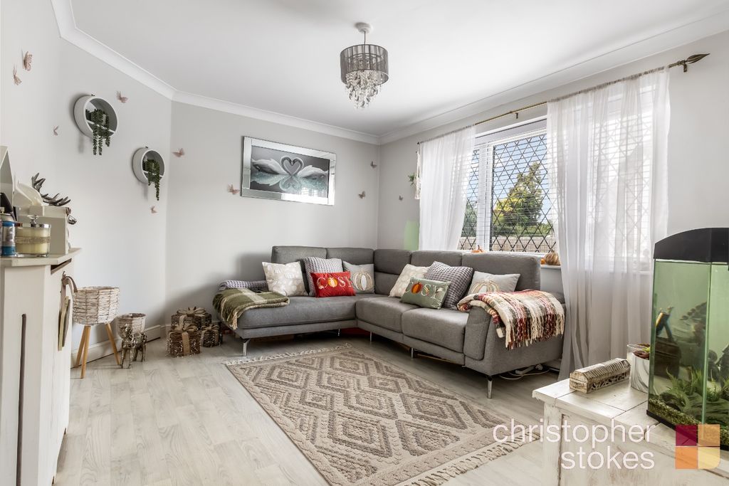 Property photo 3 of 16 4435074