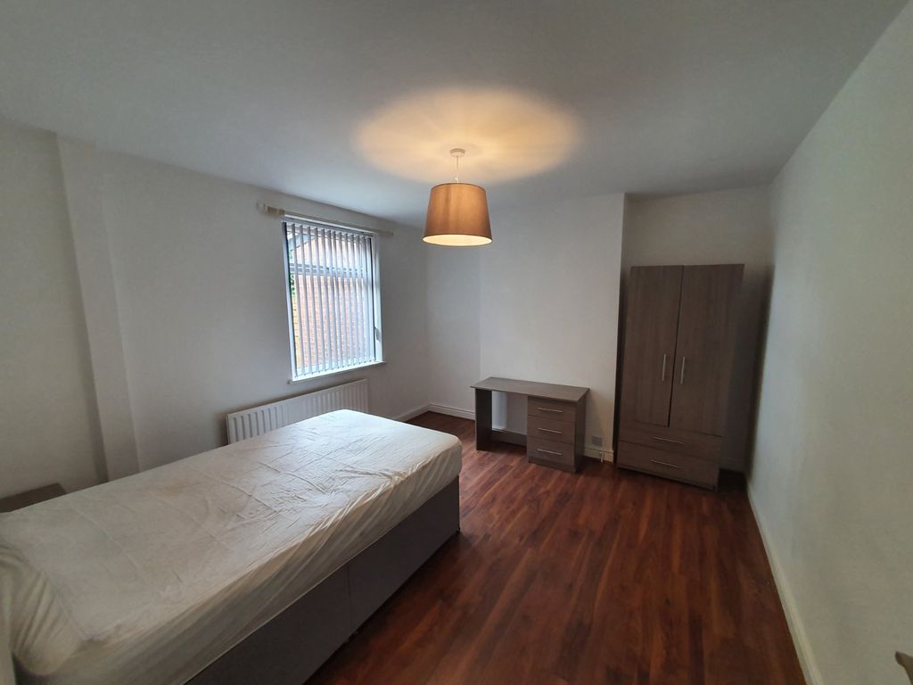 Property photo 3 of 6 Picture No. 05