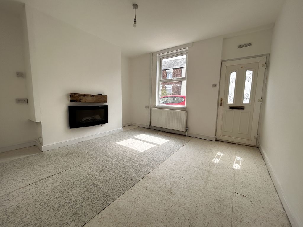 Property photo 2 of 11 Img_4037