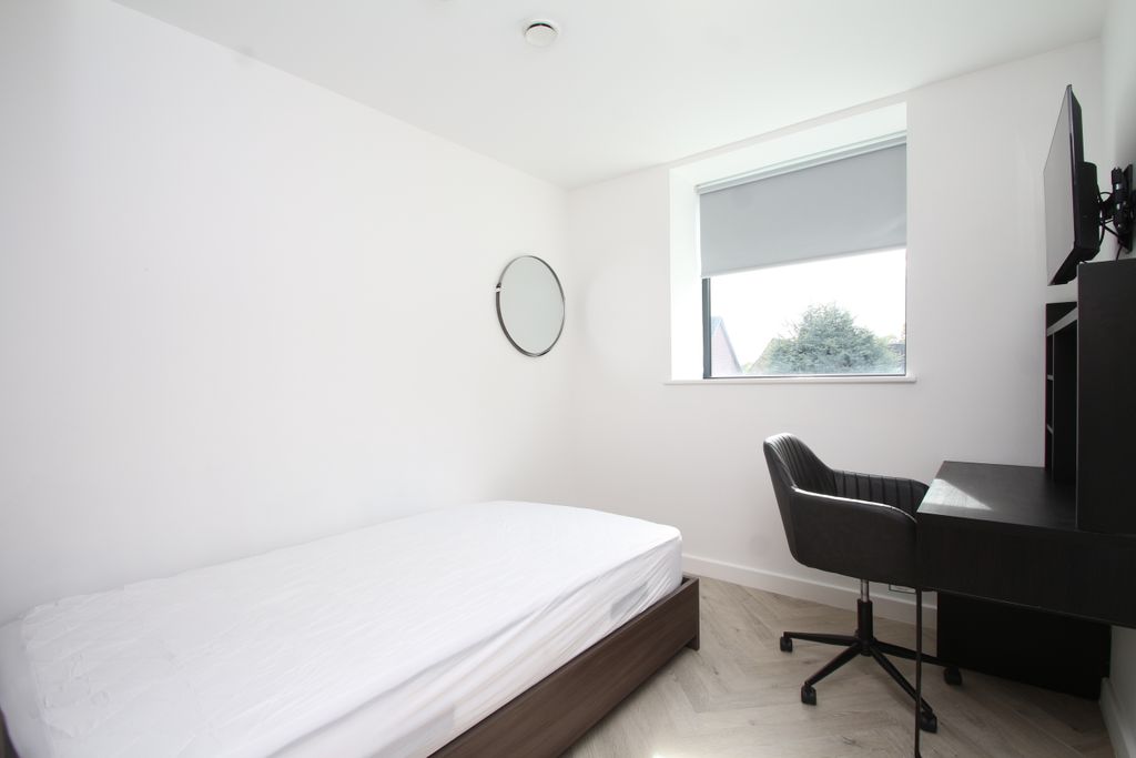 6 bed shared accommodation to rentBroadgate, Beeston, Nottingham NG9 photo 5