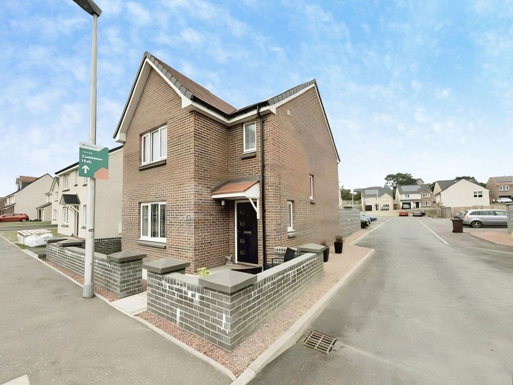Property photo 1 of 29