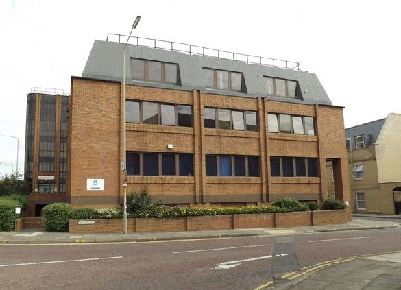 Property photo 1 of 3