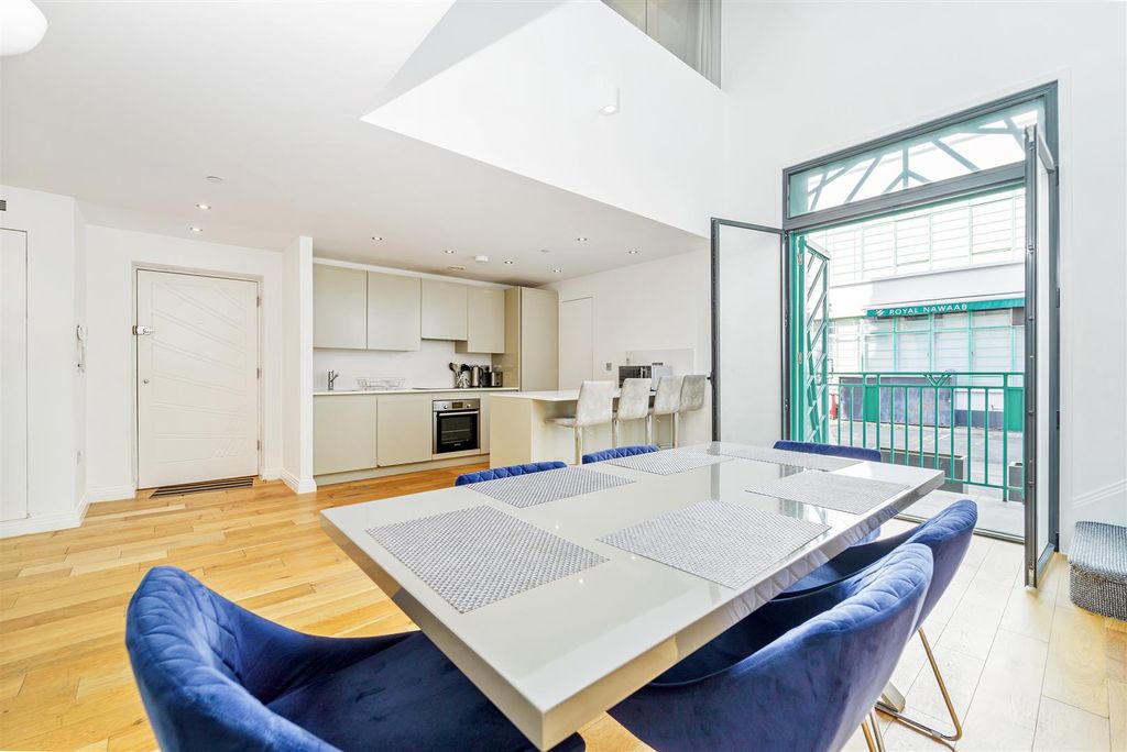 Property photo 2 of 18 Helliwell &amp; Co