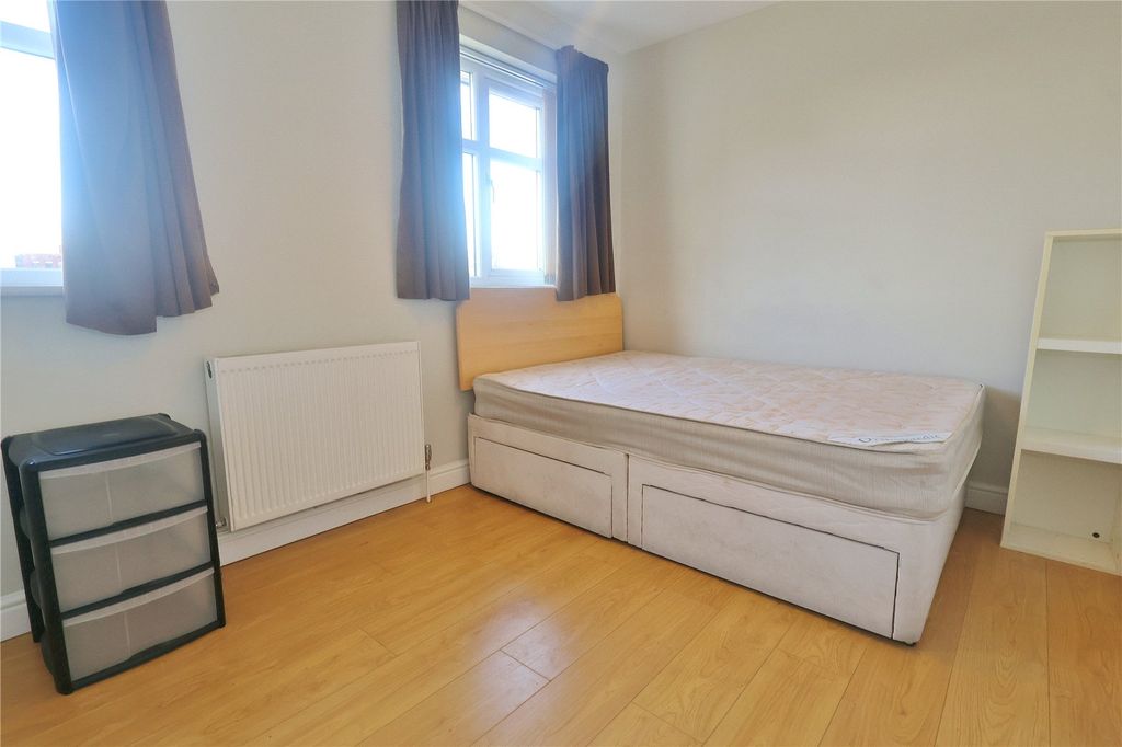 Property photo 2 of 6 Picture No. 06