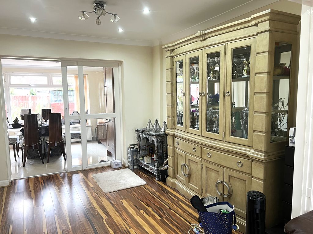 Property photo 3 of 15 2