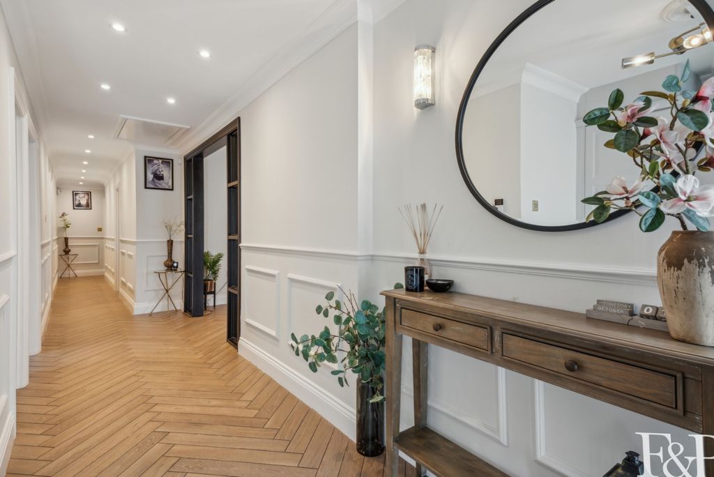 Property photo 3 of 16 4425956