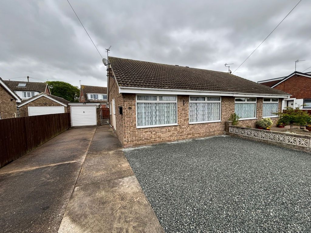 Property photo 1 of 8 External