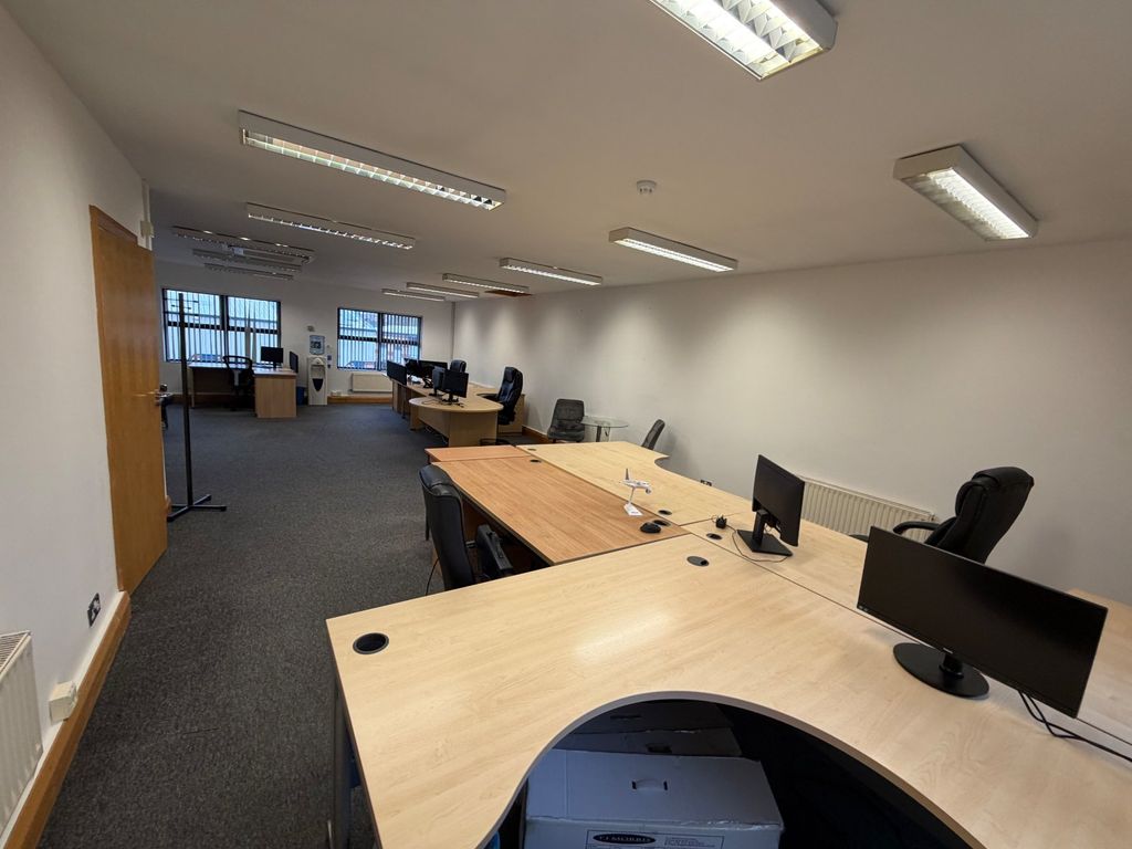 Property photo 3 of 6 Picture No. 03