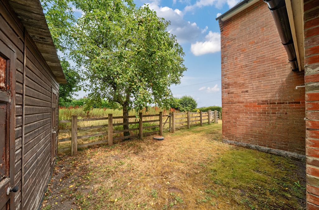 Property photo 3 of 9