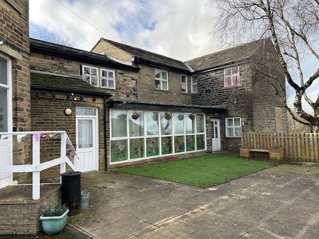 Property photo 2 of 5