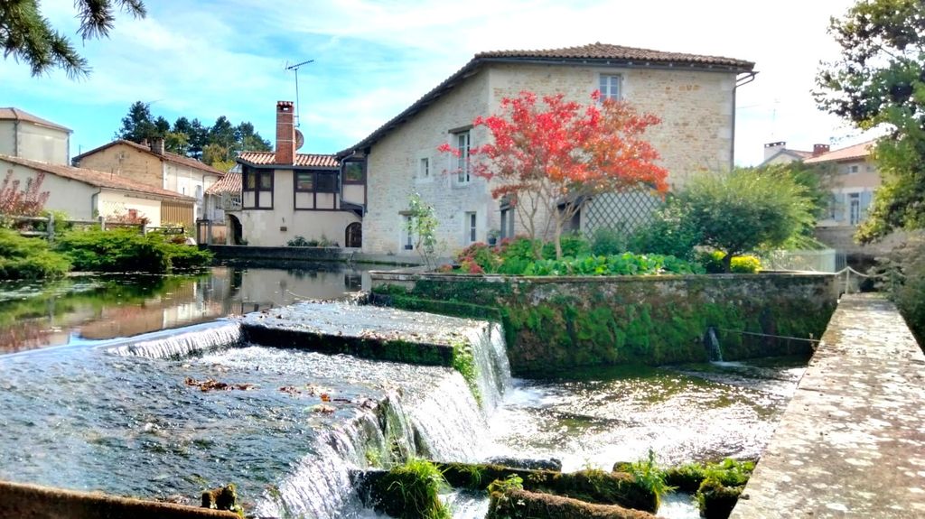 Property photo 3 of 27