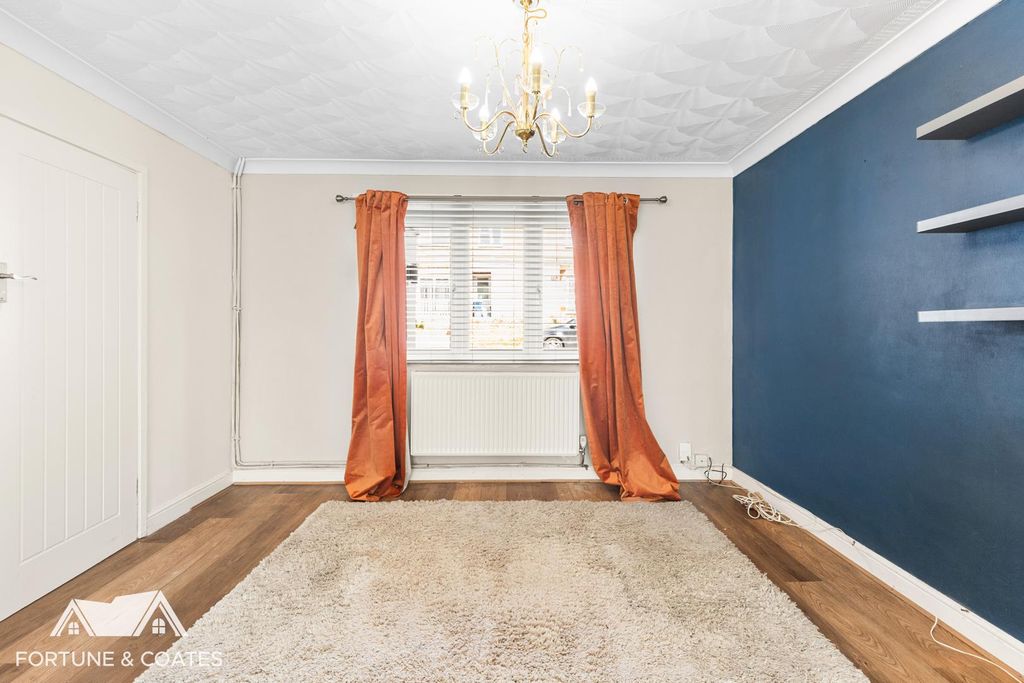 Property photo 3 of 20 Foldcroft_9.Jpg