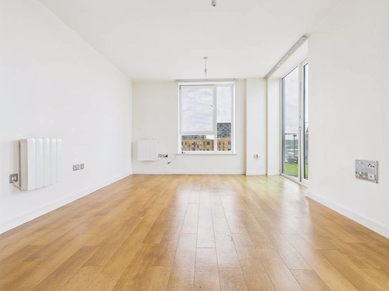 Property photo 2 of 11 Photo 7