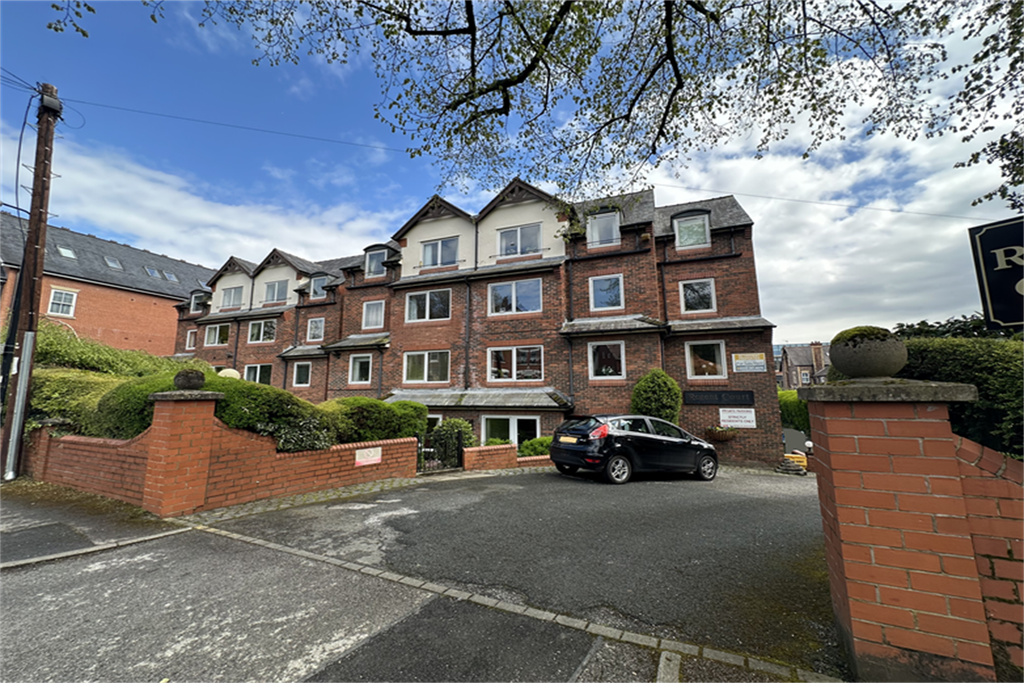 Property photo 1 of 10 (Main)