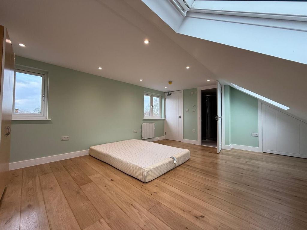 Property photo 2 of 6 c.Jpg