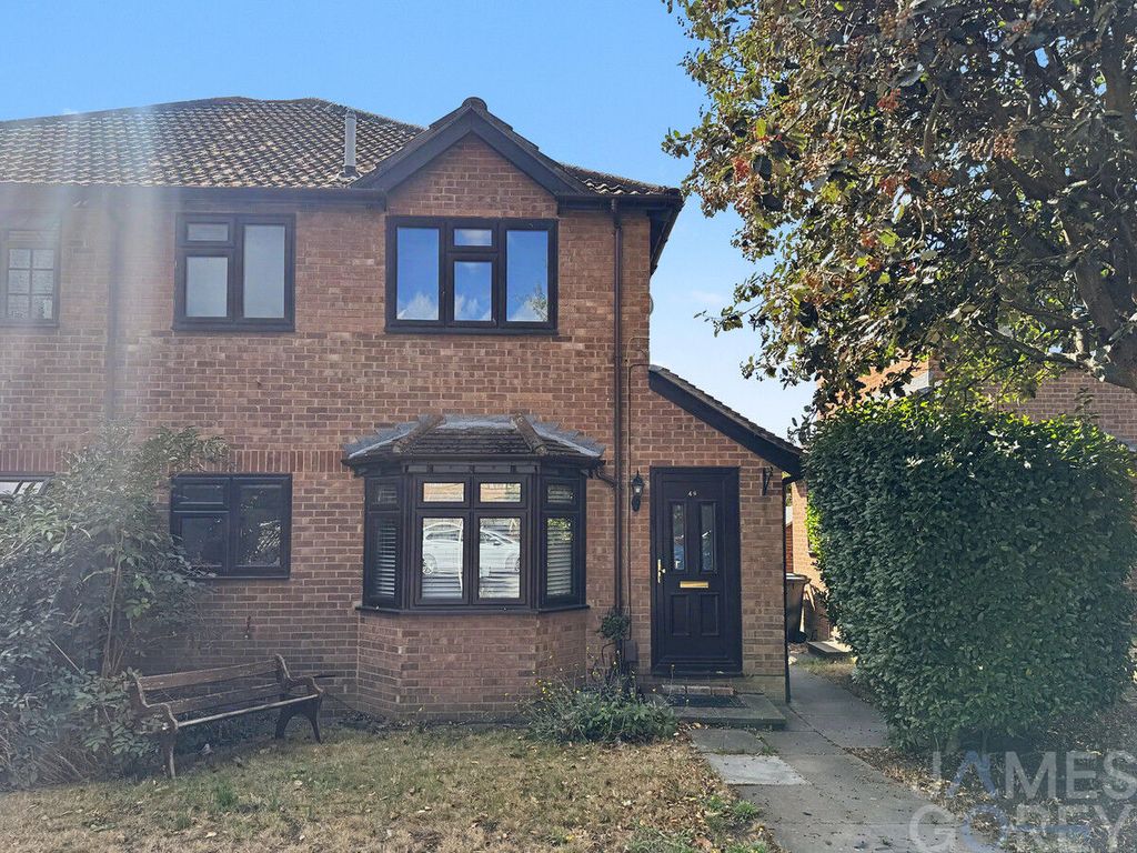 Property photo 1 of 8