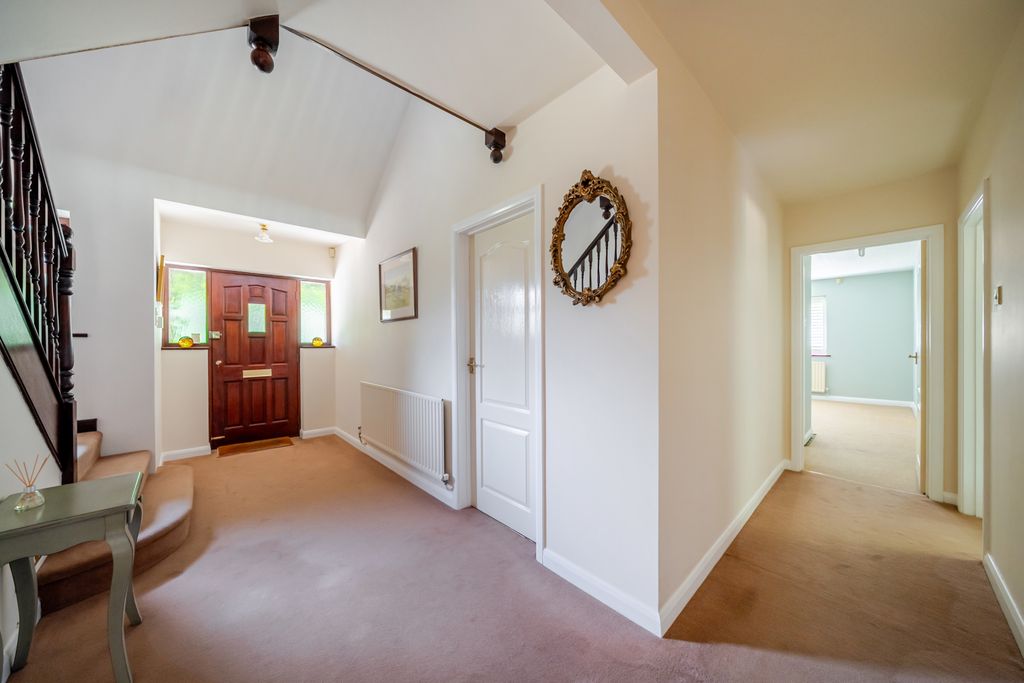 Property photo 3 of 19 Property Image