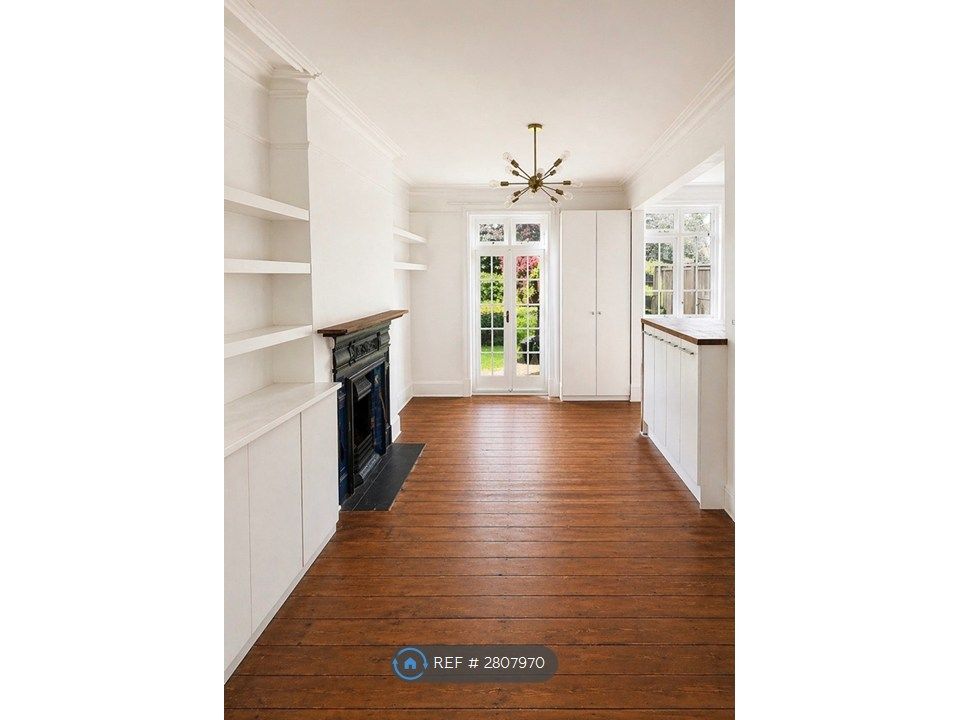 Property photo 1 of 11 Open Plan Dining Room
