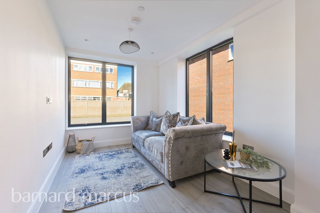 Property photo 2 of 5 Living Room