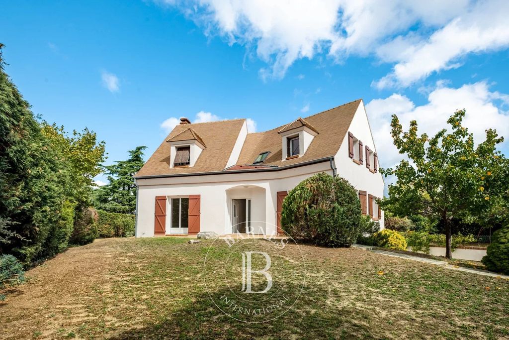 Property photo 2 of 19