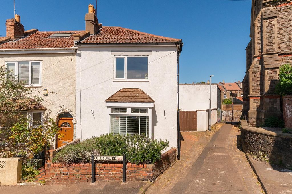 Property photo 2 of 40 0C2Rev - External C.Jpg