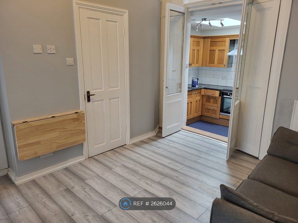 Property photo 3 of 26 Living Room