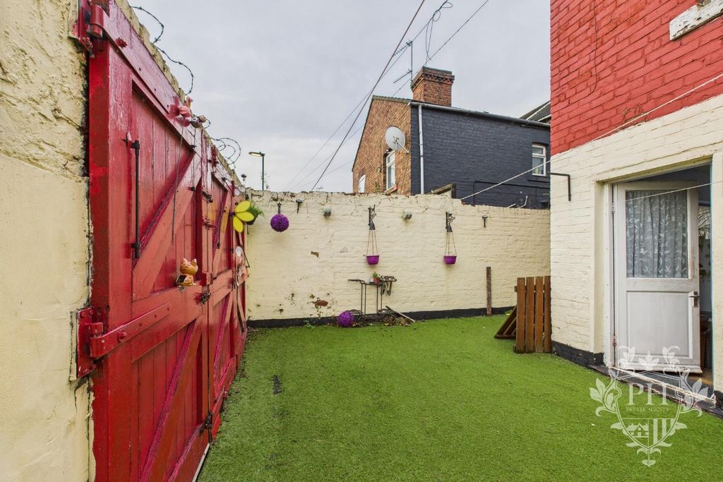 Property photo 2 of 10 Cam02002G0-Pr0231-Still004.Jpg