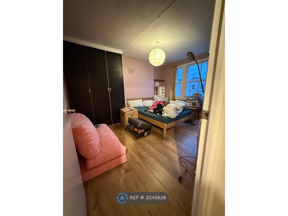 Property photo 3 of 4